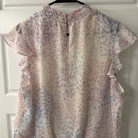 Express Multicolor Ruffle Sleeve Top - Picture 2 of 3